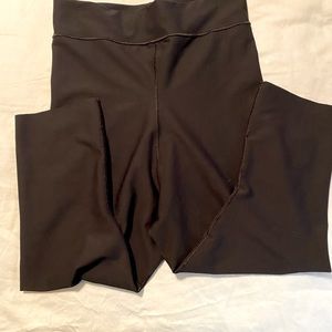 Marena Shape, calf length leggings